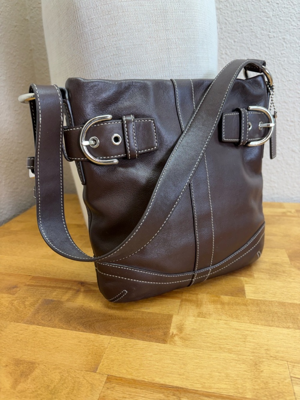 Vintage Coach Soho Slim Duffle Brown Leather Buckle Shoulder Bag Y2K 1453 - Picture 5 of 13